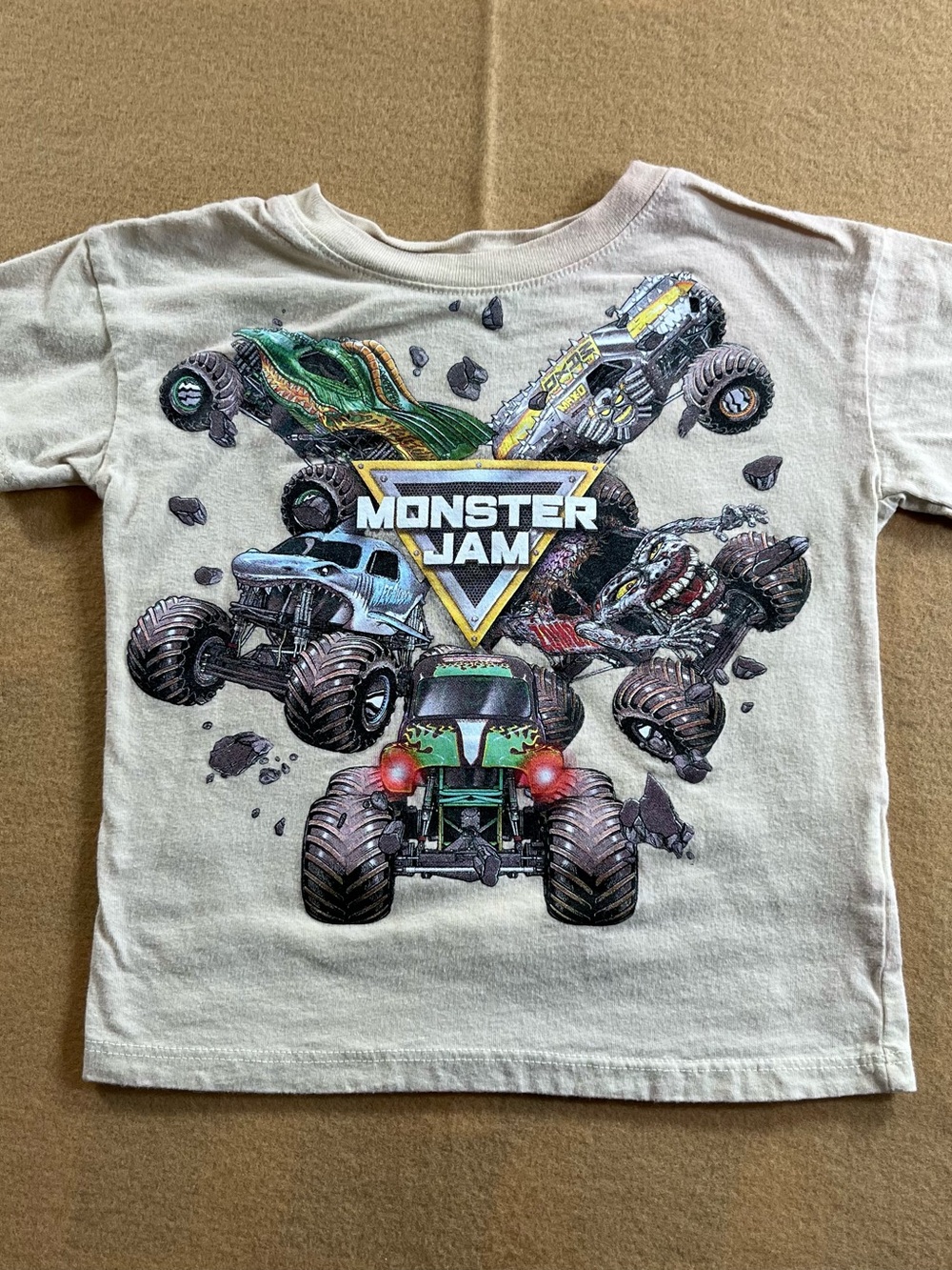 Kids T-Shirt in White with Monster Jam Truck Graphic 2T FLAWS**